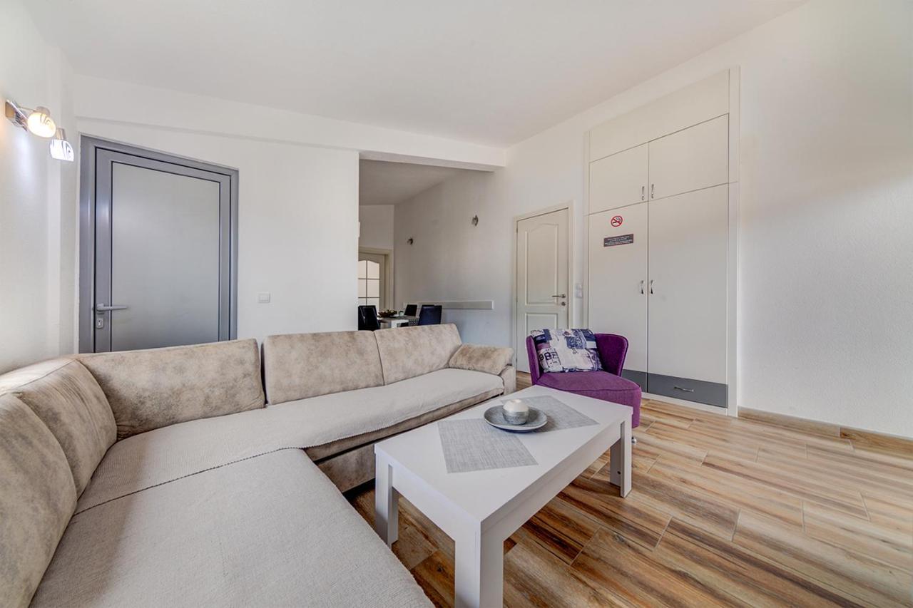 Delfin Apartments 수토모레 외부 사진