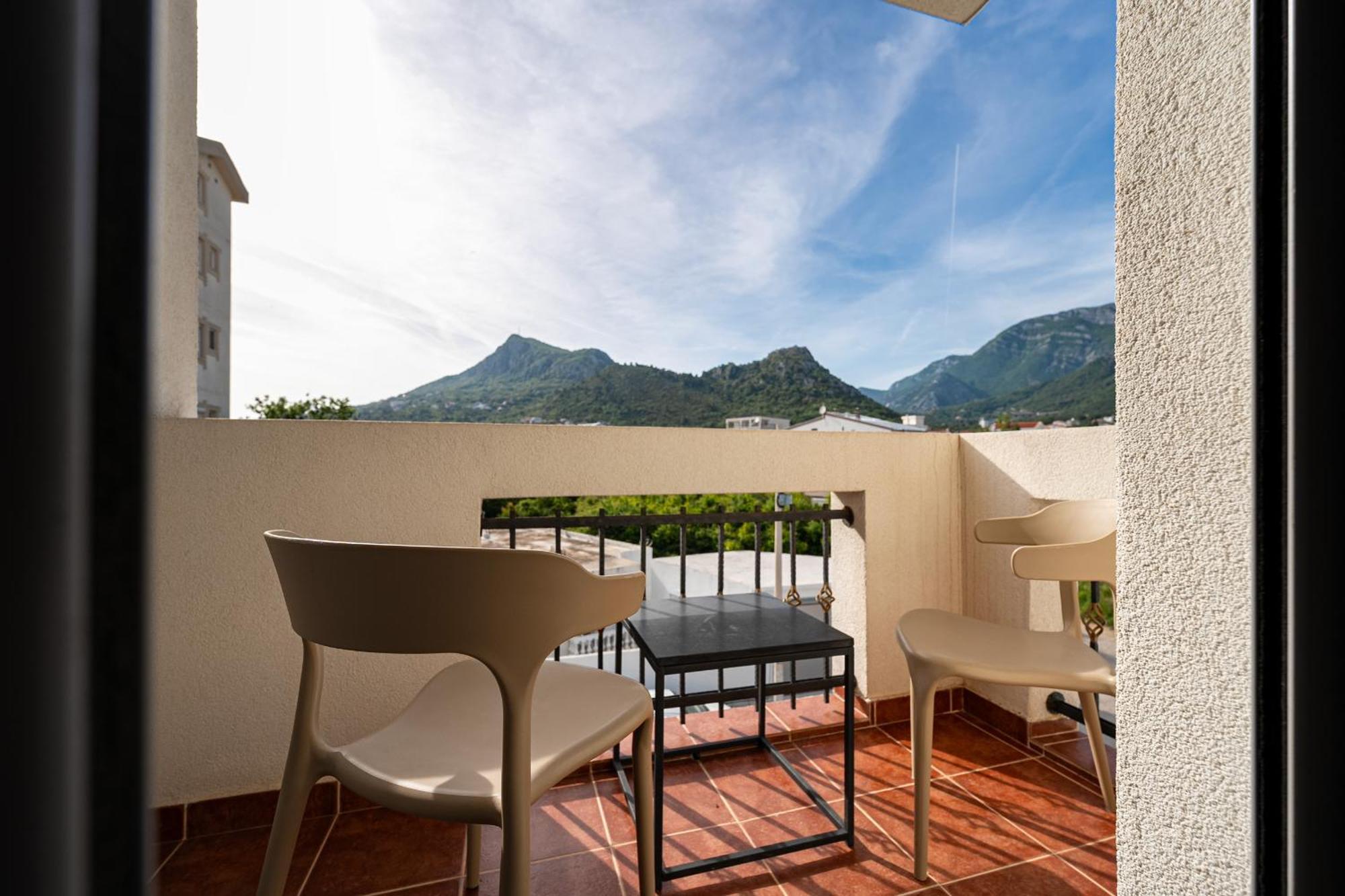 Delfin Apartments 수토모레 객실 사진