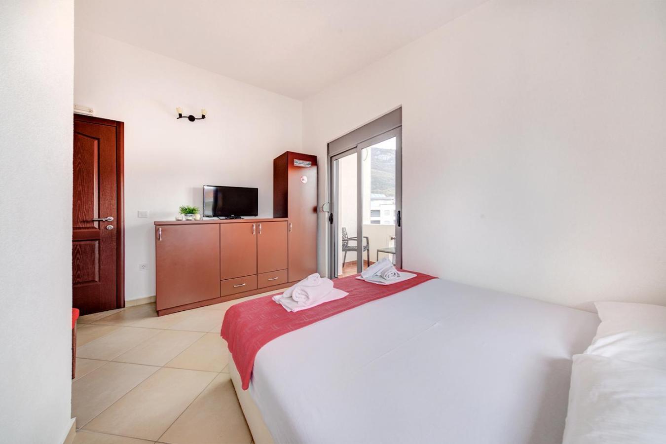 Delfin Apartments 수토모레 객실 사진