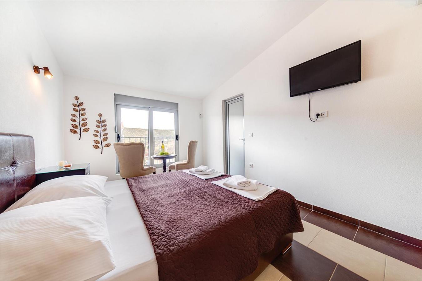 Delfin Apartments 수토모레 객실 사진