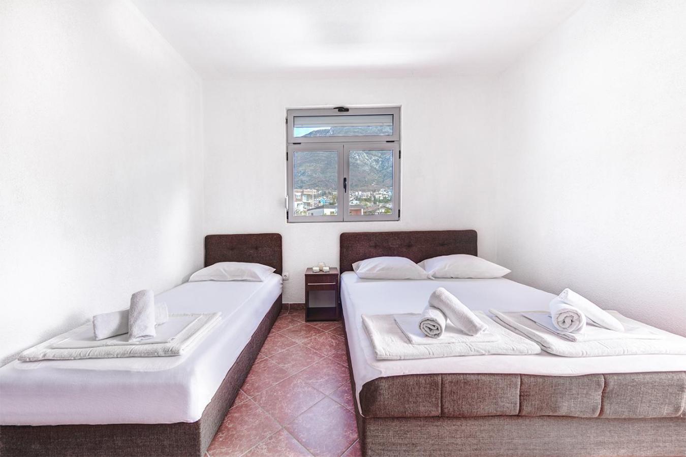 Delfin Apartments 수토모레 객실 사진