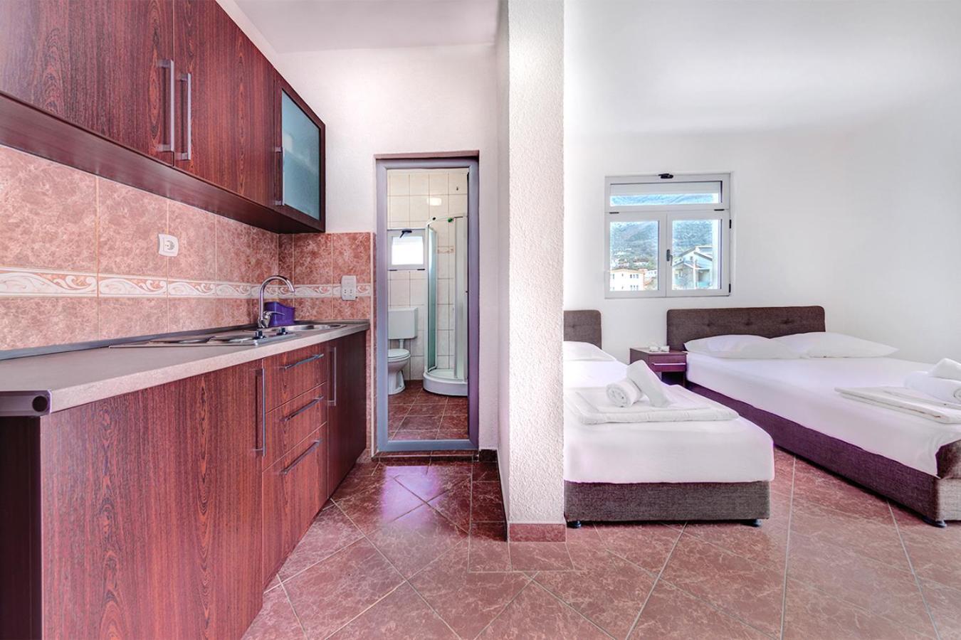 Delfin Apartments 수토모레 객실 사진